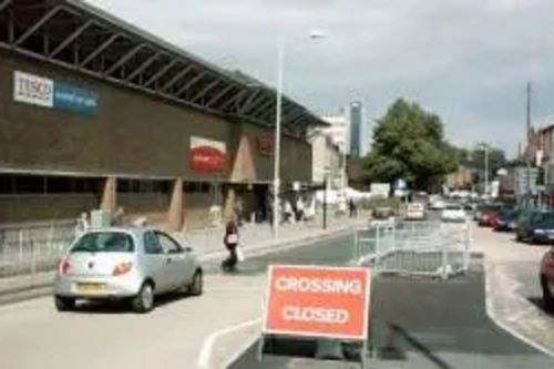 Crossing in Springfield Road