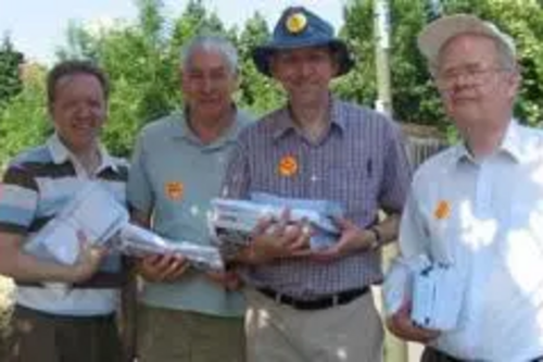 Four Chelmsford Lib Dems set out to deliver leaflets in the Bromley by-election